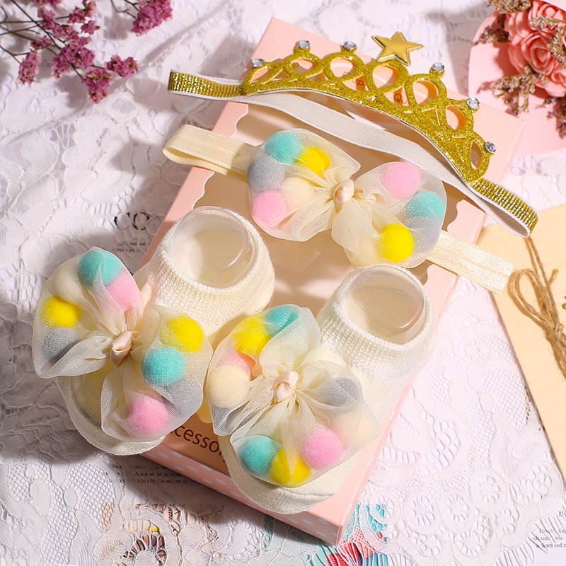 Set 3 Món Gồm Vớ Và Vớ Chống Trượt Đính Nơ Hoạt Hình Cho Bé Sơ Sinh