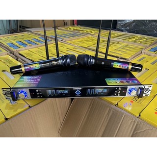 Micro karaoke không dây cao cấp Shure UGX-30