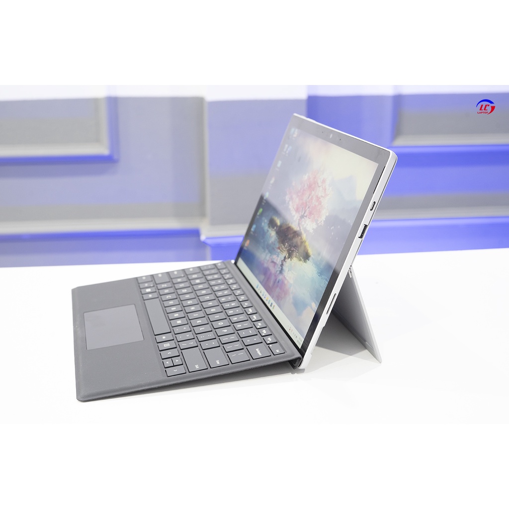 Laptop Microsoft Surface Pro 7 Plus tuyệt phẩm 2in1