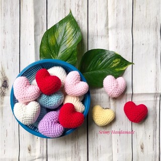 Móc khoá trái tim handmade bằng len