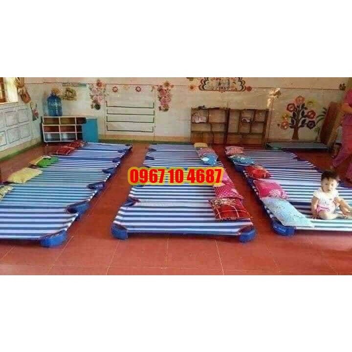 Giường lưới trẻ em mầm non Sọc Xanh Dương mới 100%, 2 Thanh đỡ lưng inox