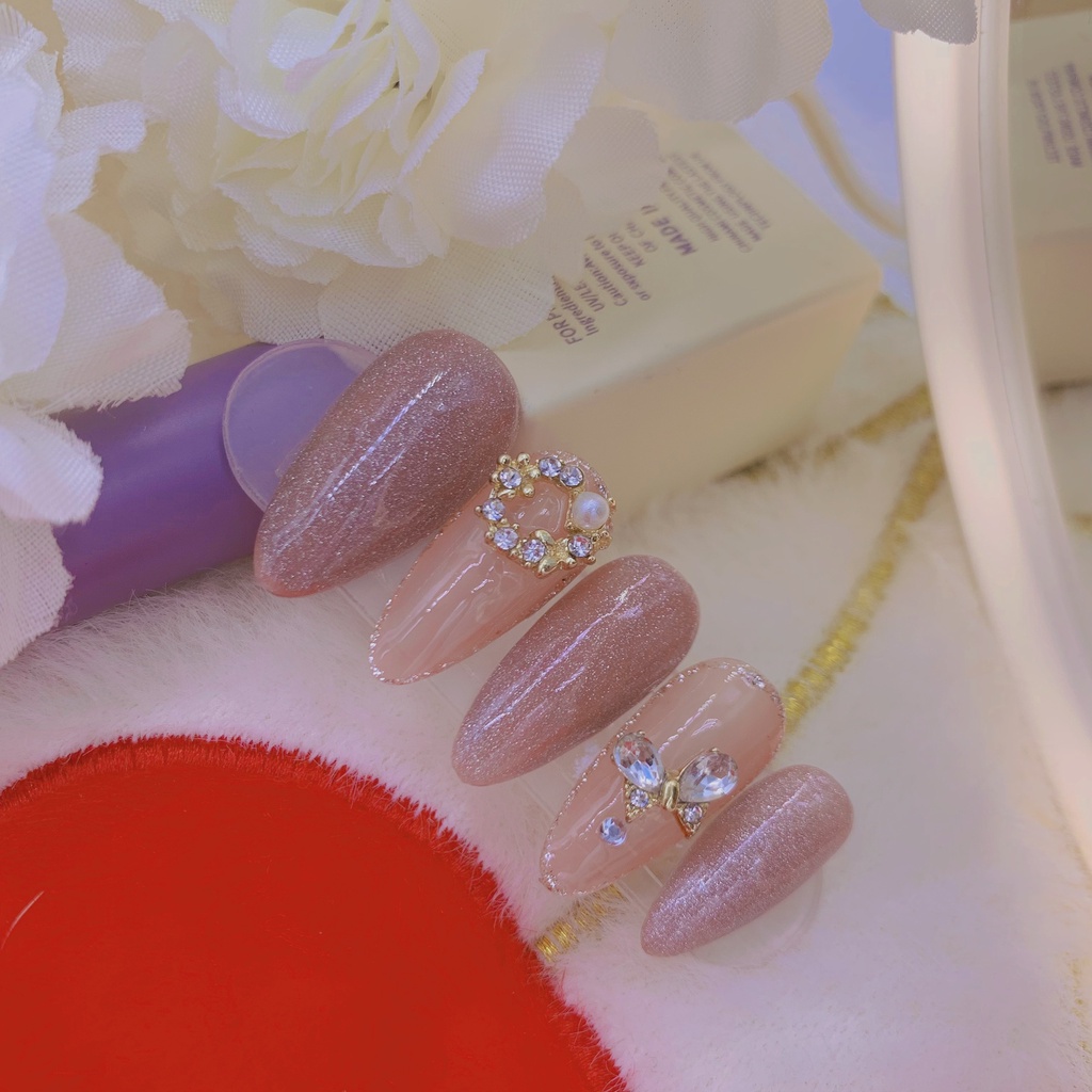 Móng giả thiết kế mắt mèo kim cương đính charm cao cấp, tặng keo dán dũa