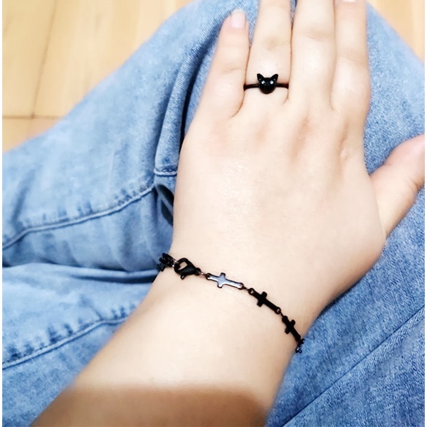 Vòng Tay Thép Titan Màu Đen Phối Mặt Thánh Giá Kích Thước 18 + 5cm Phong Cách Hip Hop Cho Nam Và Nữ