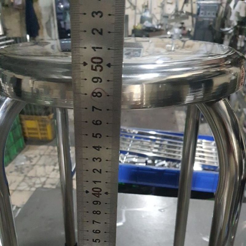 Ghế đẩu 4 chân  cao 50cm  , mặt và chân dày 1mm ,dày dặn và chắc chắn ,  inox 201 và inox 304 .