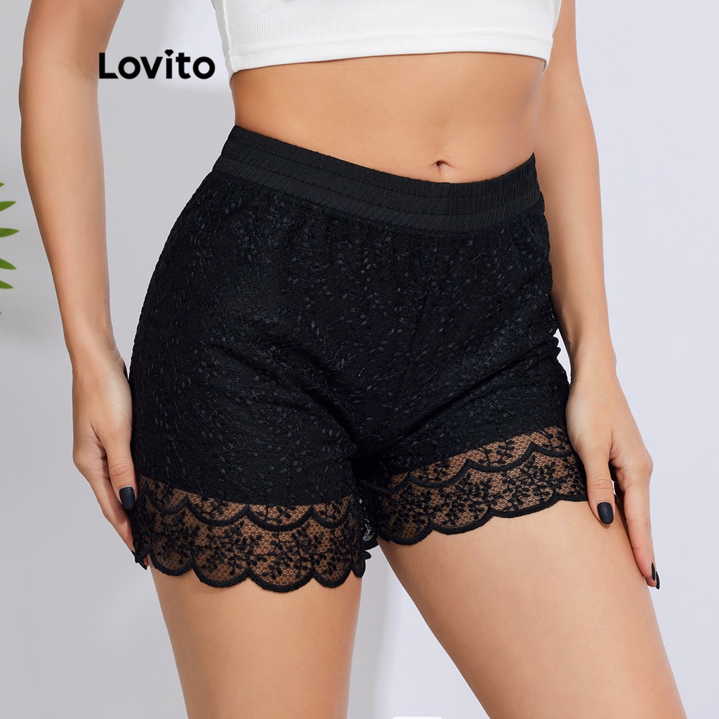 Quần short Lovito may nhún chun thêu hoa phong cách Boho L18X688 (Màu đen)