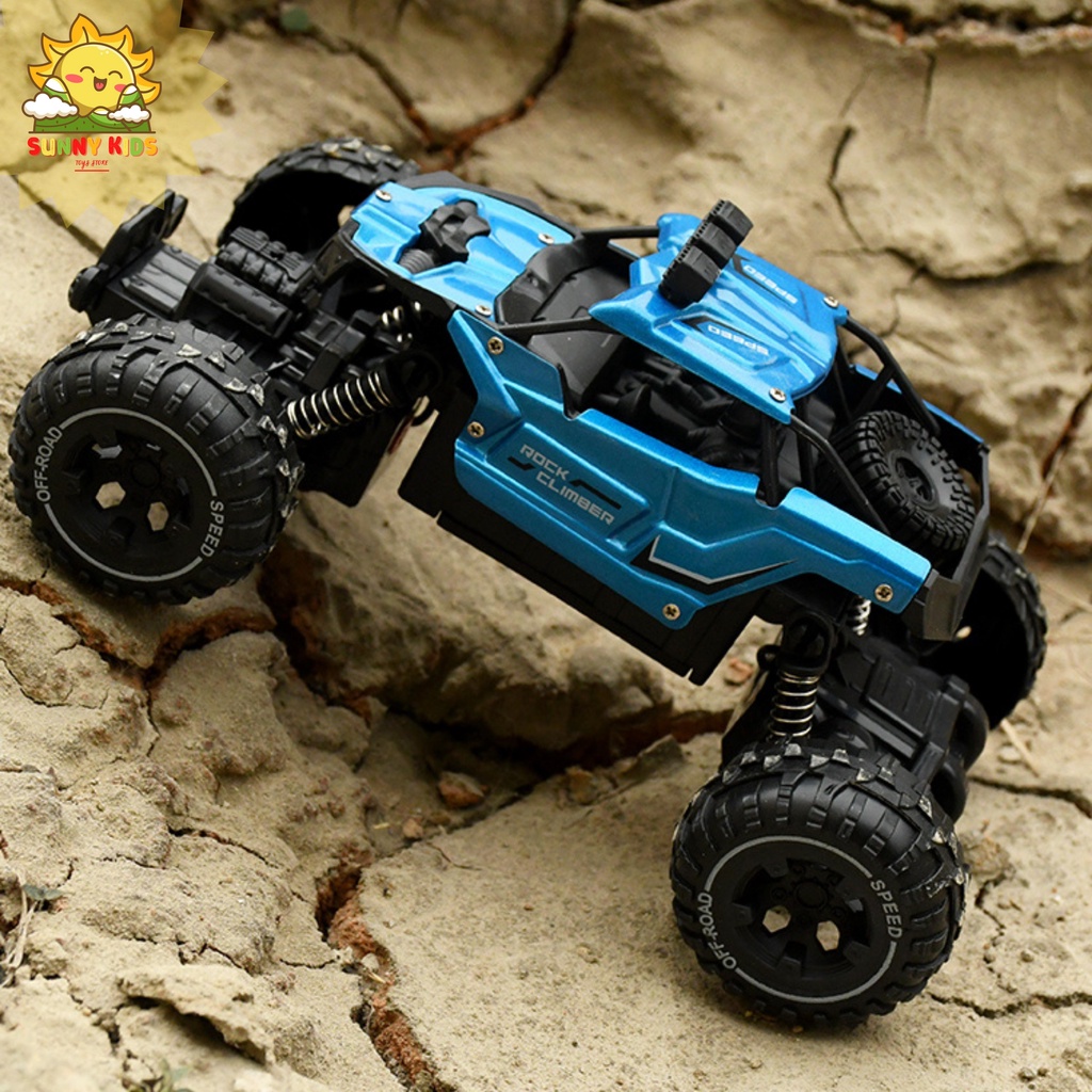 Xe đồ chơi điều khiển từ xa Climbing Car, vỏ Hợp Kim, Pin Sạc 800mAh, tần số 2.4G, phạm vi 35m, tỉ lệ 1:16 - Sunny Kids
