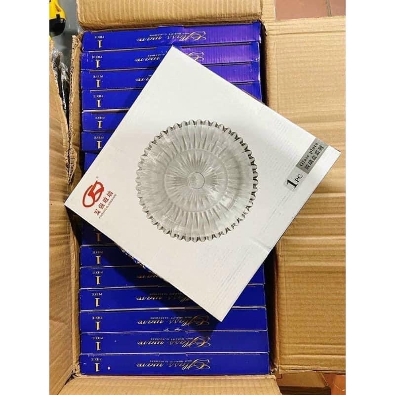 Đĩa thuỷ tinh trắng viền răng cưa