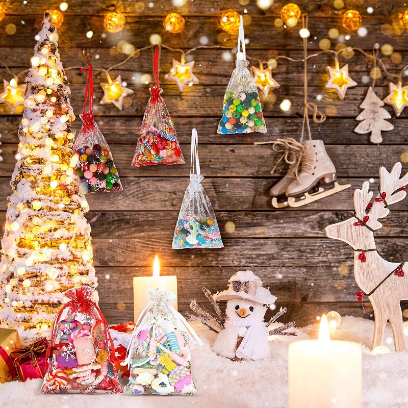 Bộ 10 Túi Dây Rút Bằng Lá Vàng / Bạc Họa Tiết Bông Tuyết Dùng Đựng Kẹo / Trang Sức / Quà Giáng Sinh