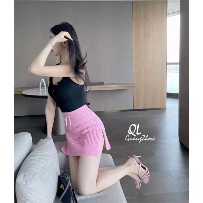 Chân váy len khoá cạnh frisize