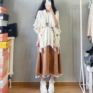 Sét chân váy và áo choàng len có mũ phong cách boho siêu hót