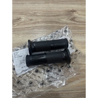 Bao tay/tay nắm Vespa Sprint/Primavera zin chính hãng 1 cặp