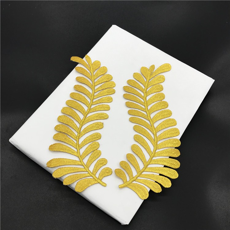 Miếng Dán Ủi Quần Áo Hình Chiếc Lá DIY