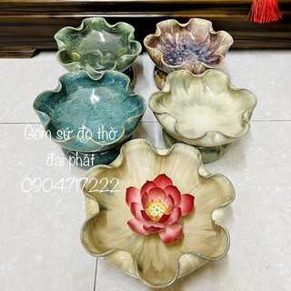 Bát thả hoa, Bát sen thả hoa tắm phật. Bát minh đường tụ thuỷ, bát sen thả hoa ban thờ thần tài