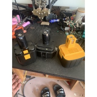 Pin đóng hitachi makita national 12vol 4000mah cell li-ơn
