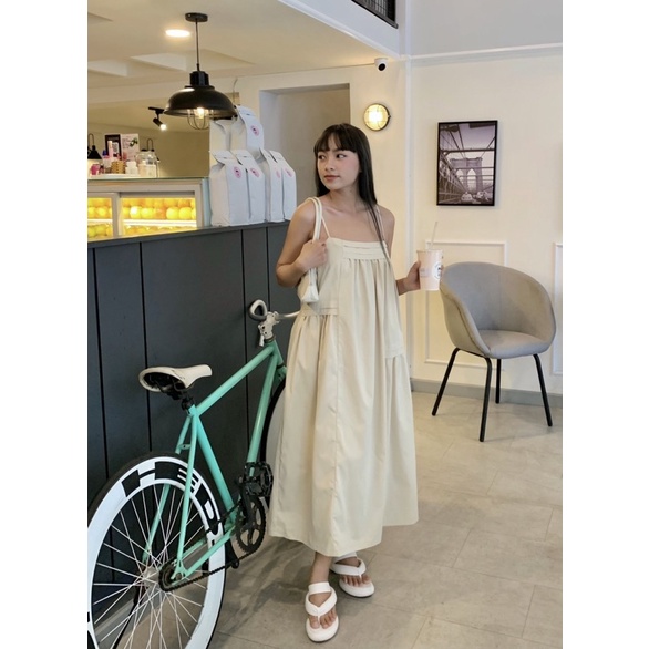 ĐẦM HAI DÂY MIKA DRESS thiết kế Đầm yếm xếp li form oversize rộng, chất vải linen gân nổi dày dặn style hàn quốc ullzang