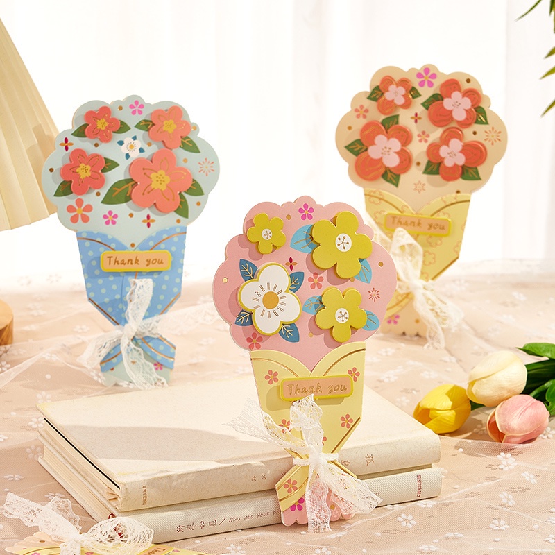 1 Thiệp Chúc Mừng Dạng Gập Sáng Tạo Dễ Thương