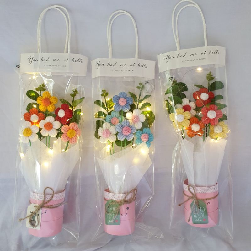 BÓ BÔNG HOA LEN HANDMADE XINH XẮN