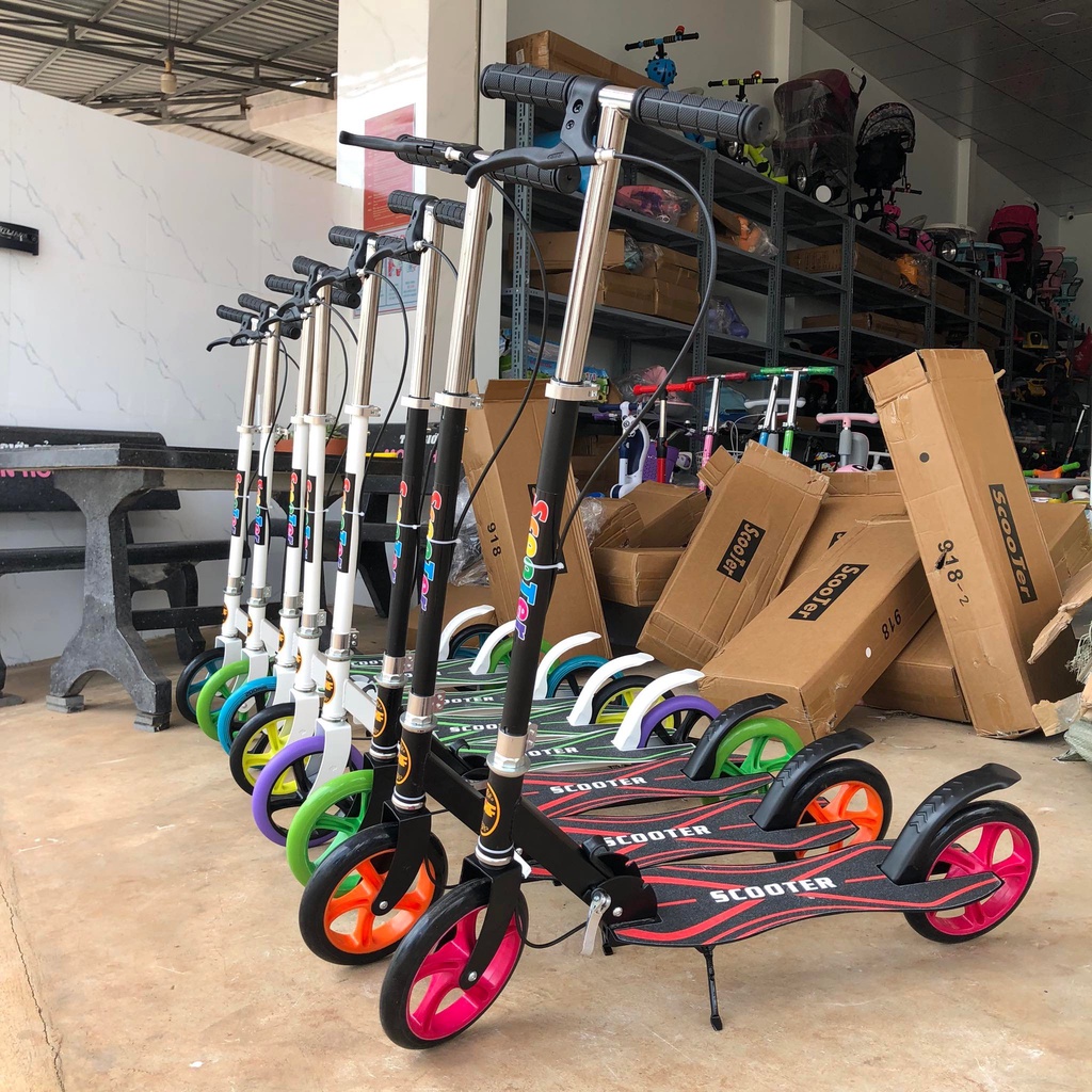 Xe Scooter bằng sắt cho người lớn tải trọng tối đa 80kg