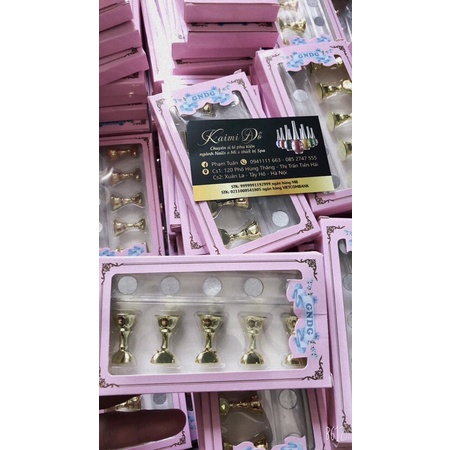 Đế tập làm móng mẫu