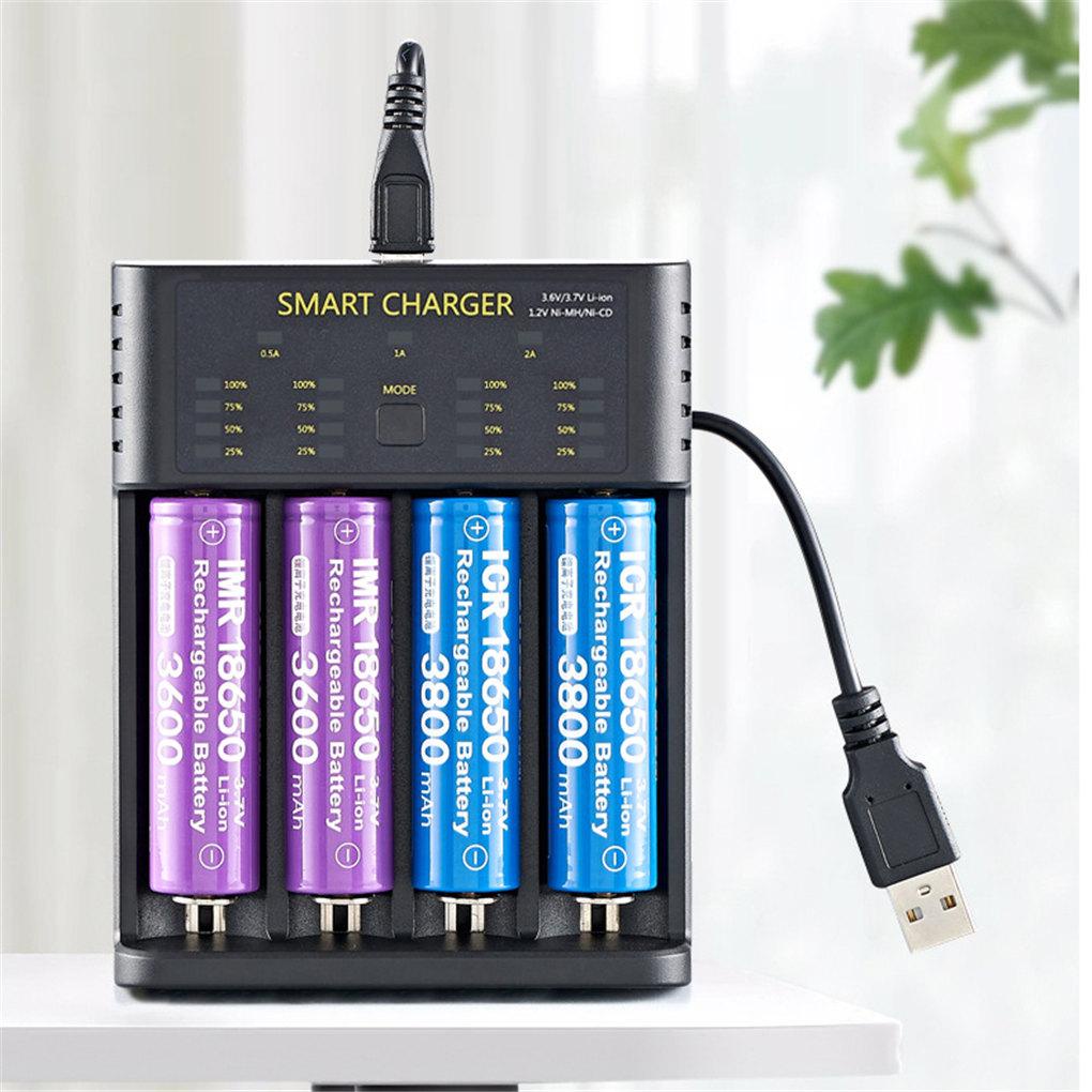 Đế Sạc Pin Lithium 18650 4 Khe Cắm USB Đứng