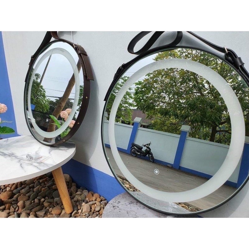 gương treo tường trang điểm đèn led cảm ứng