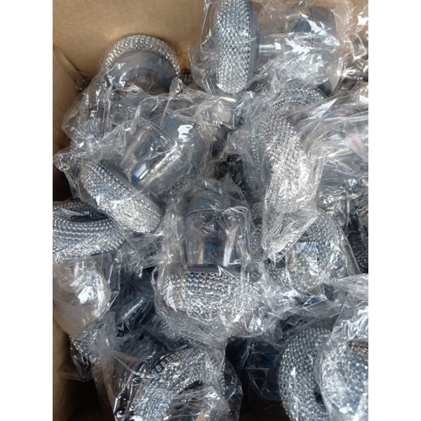 Cọ sắt kèm nhả dầu tiện lợi