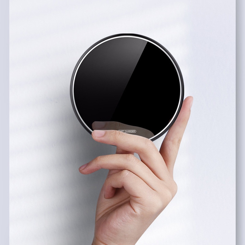 Đế sạc không dây từ tính hỗ trợ sạc nhanh theo tiêu chuẩn Qi-K1810