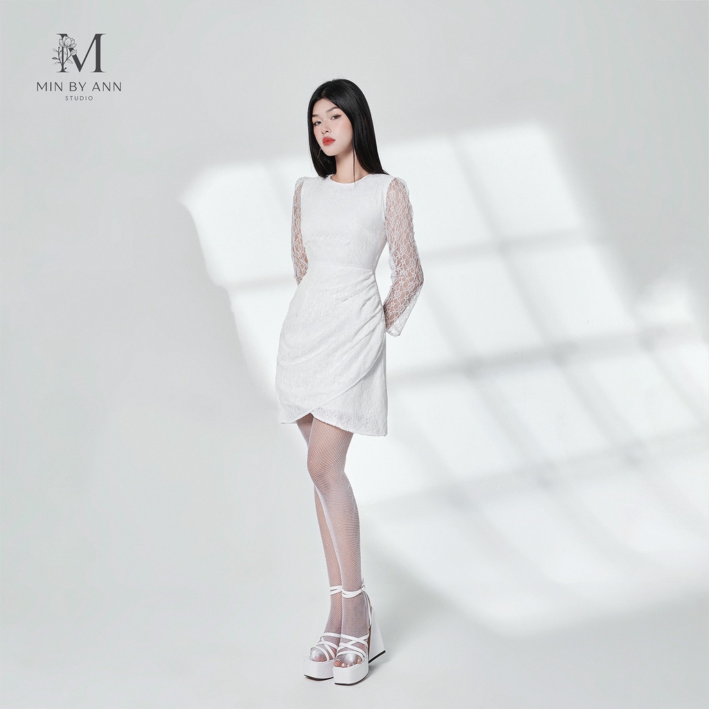 Đầm ren ôm A vạt chéo dài tay trẻ trung, tôn dáng - Kayla Dress