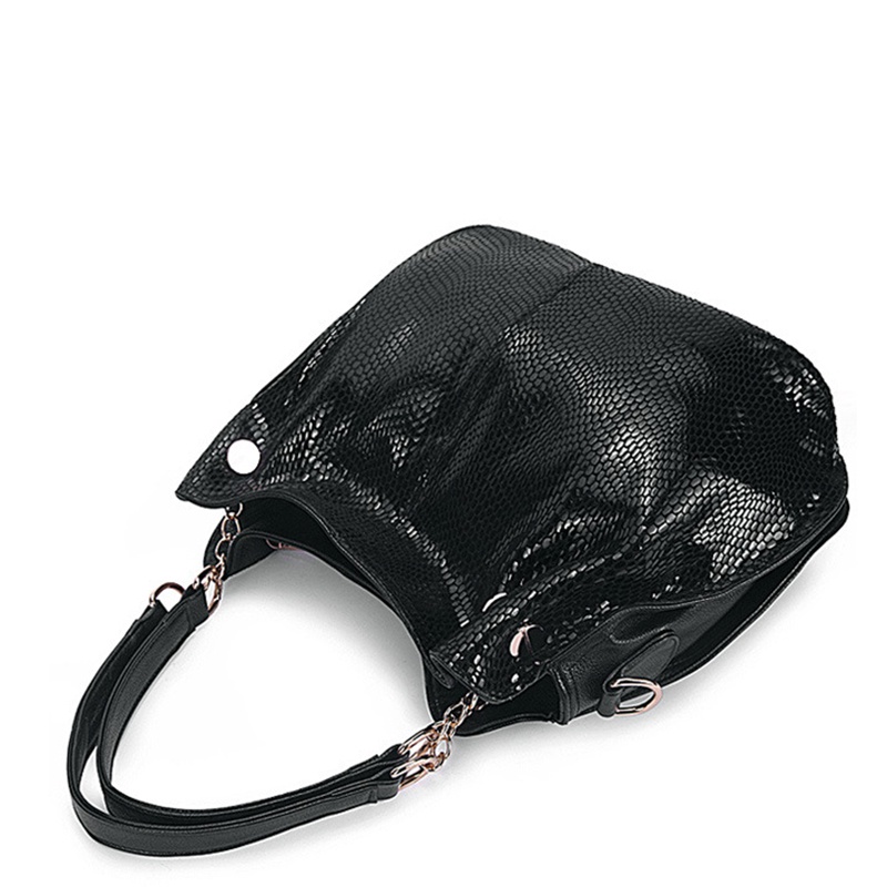 Túi Đeo Vai Họa Tiết Da Rắn Sức Chứa Lớn Thời Trang