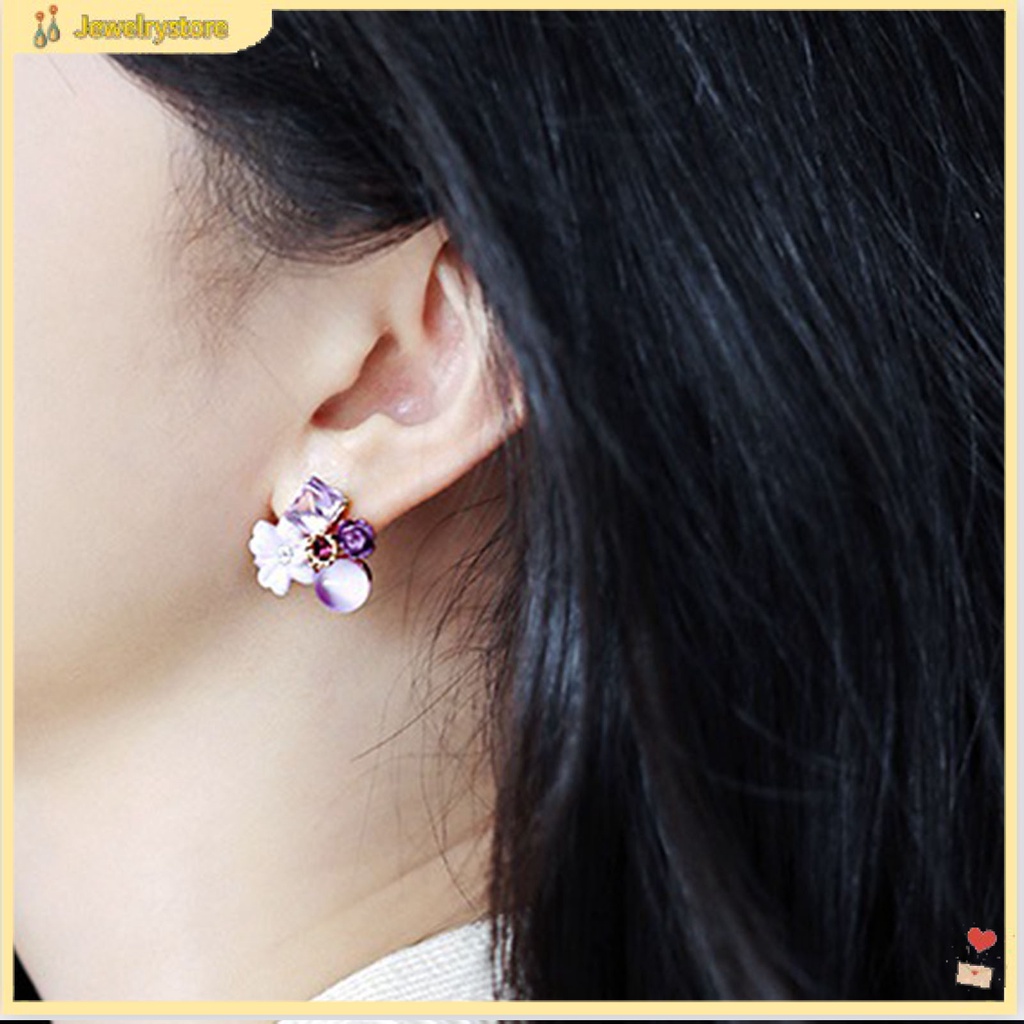 Đôi bông tai hình hoa đính đá màu tím dễ thương bắt mắt