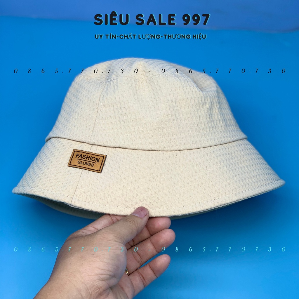 NÓN VÀNH CỤP THÊU LOGO DA CHẤT VẢI MỀM HỌA TIẾT TỔ ONG 4 MÀU CAO CẤP