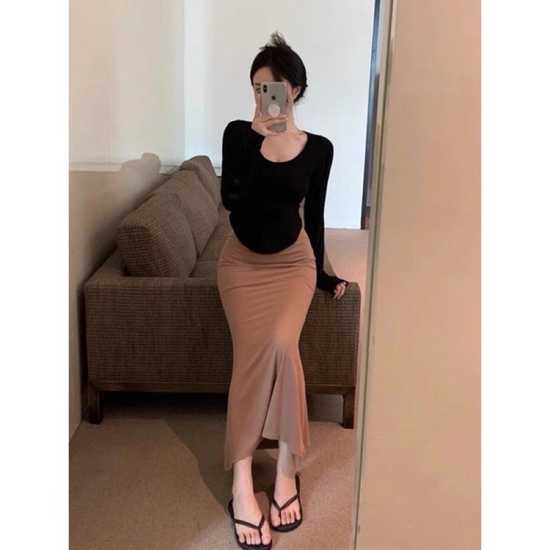 -LAROSA.clothing- SET VÁY BODY HAI DÂY KÈM ÁO THUN TAY DÀI VẠT BẦU