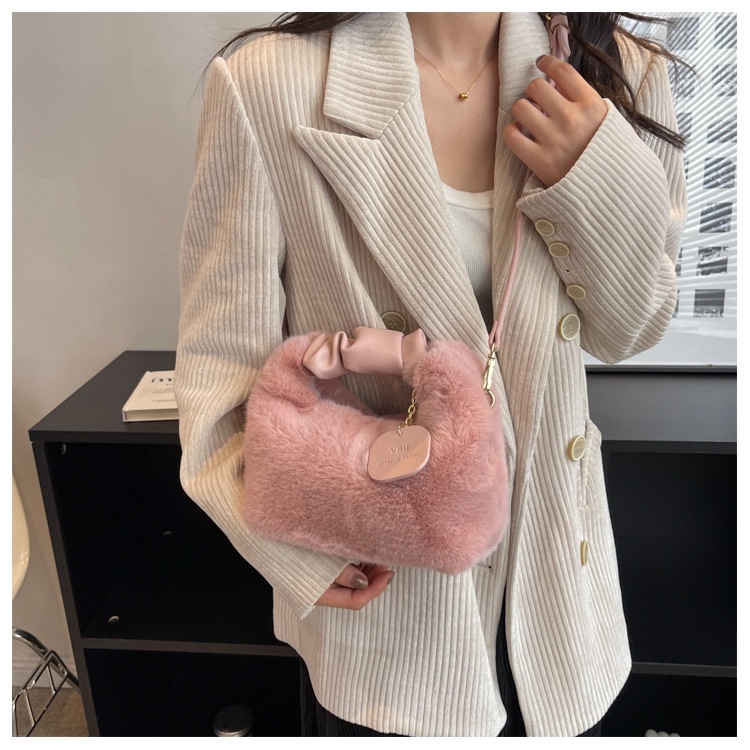 Túi Đeo Chéo Phủ Lông Xù Xếp Ly Đơn Giản Dễ Thương Thời Trang Thu Đông 2022 Dành Cho Bạn Nữ