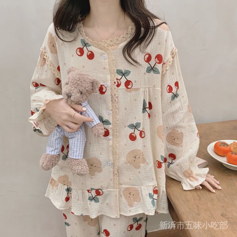 Bộ Đồ Ngủ Phối Ren Họa Tiết Trái Cherry Phong Cách Mới Ngọt Ngào Thời Trang Thu Đông Cho Nữ