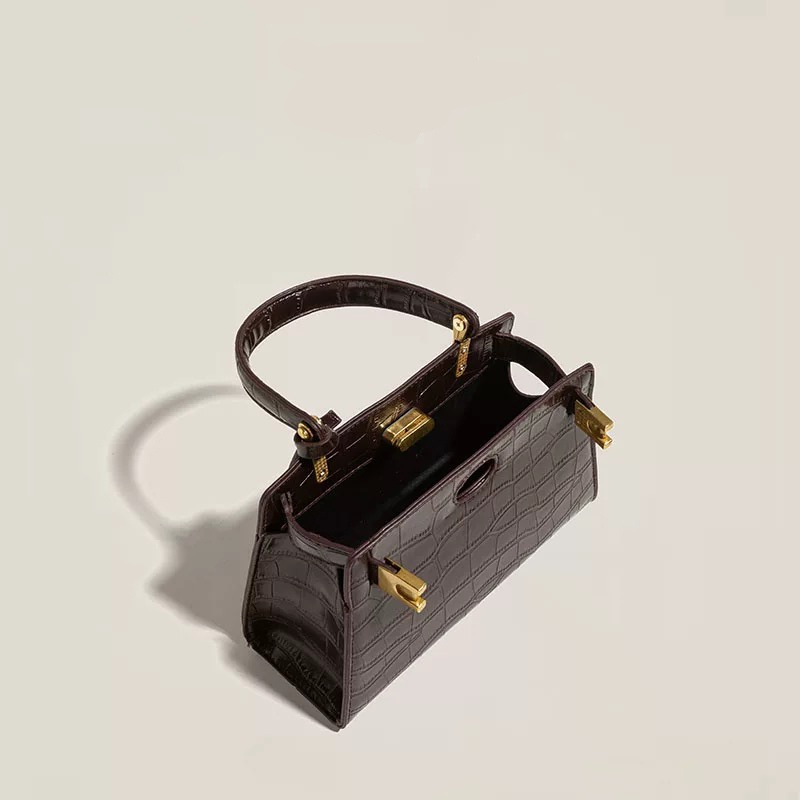 Túi Đeo Chéo Vân Da Cá Sấu HE209