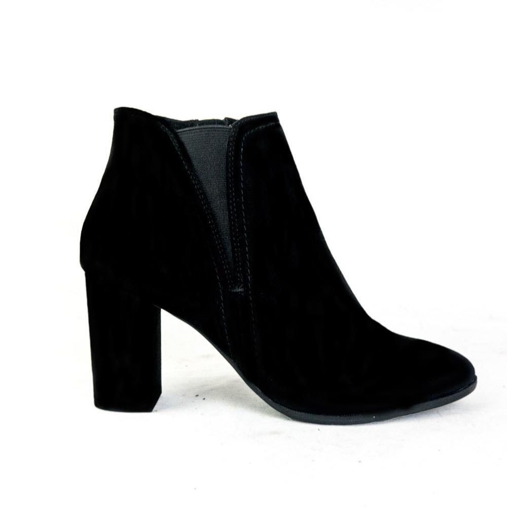 Boot đen lộn xuất dư Tamaris