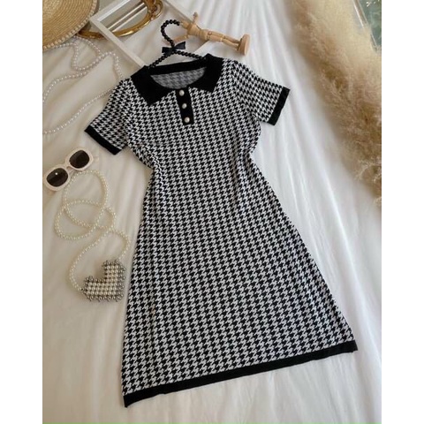 đầm gân body họa tiết phối viền cổ trụ ngắn tay hot