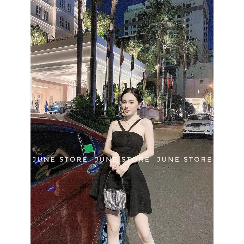 Set Đầm Cổ Chéo Có Mút Và Áo Khoác