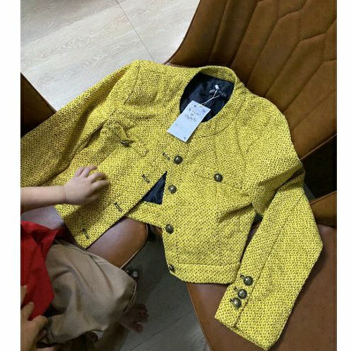 Pass Áo Dạ Vàng New Tag
