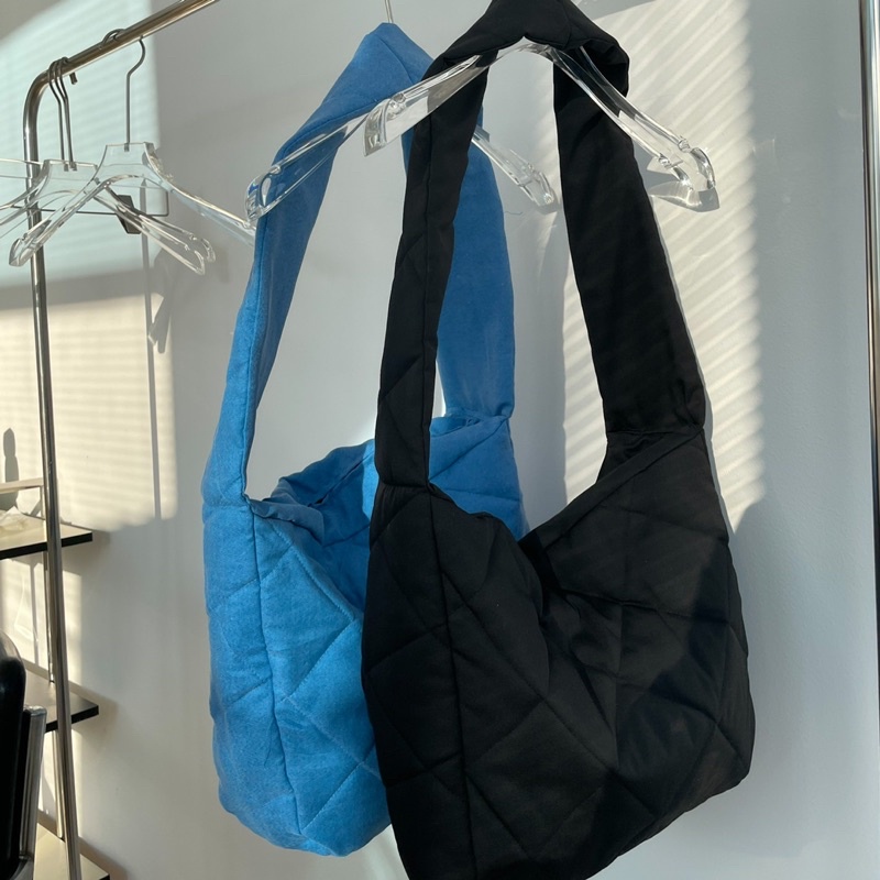 NOAH PUFFER BAG - Túi chần bông đeo chéo Poesi