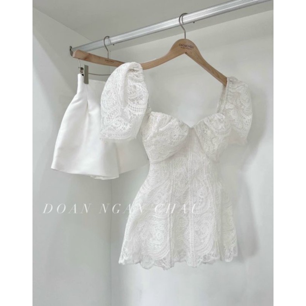 Vải ren thêu loại 1 có 4 màu trắng đen kem da