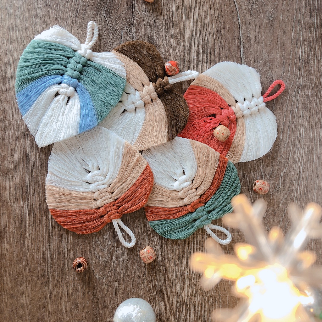 Trang trí decor hình chiếc lá tết macrame treo tường trang trí noel quán cafe trà sữa cải tạo phòng lá nhiều mầu