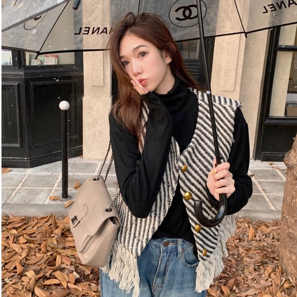 QKOOLE  Áo Khoác Nữ Cộc Tay Cổ Bẻ Thời Trang Hàn