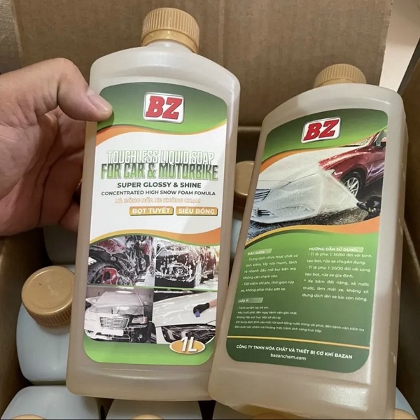 Nước Rửa Xe Bọt Tuyết BZ Không Chạm Mẫu Mới Nhất