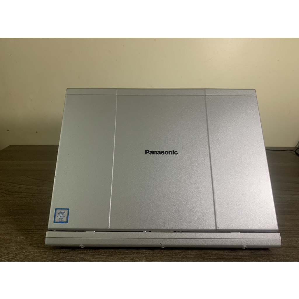 Laptop Cũ Panasonic CF-XZ6 - i5 7300u- Ram 8G - SSD 256G- Màn 12" 2K