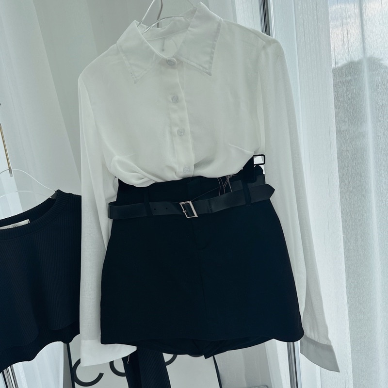 SET 4 MÓN ĐEN CROP SƠMI TRẮNG KÈM KHOÁC CROP ĐEN TD + CHÂN VÁY KÈM NỊT