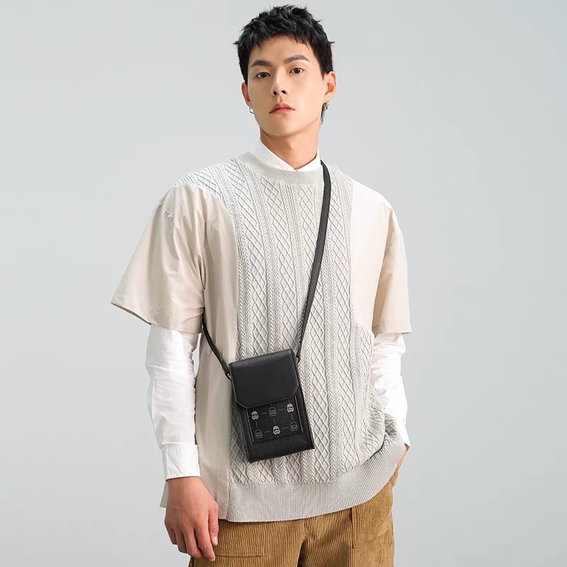 Túi Xách Đeo Chéo Gudi Thời Trang Túi Đeo Chéo Unisex Nam Nữ Da Pu Chấm Thấm Phong Cách Street Style Cao Cấp Tavi Studio