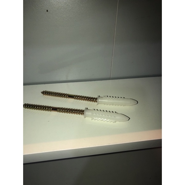 Chữ V 25x25 sâu 13 cm