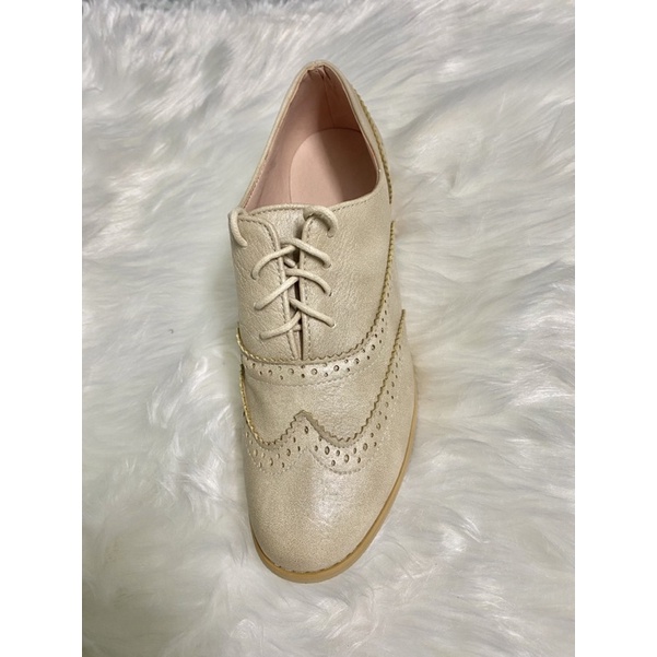 Giày oxford
