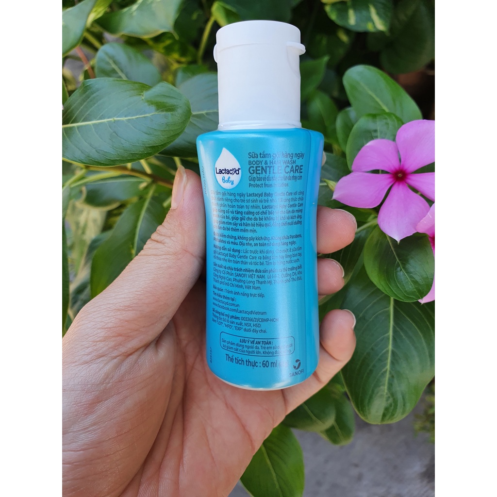 Sữa tắm gội ngừa rôm sảy cho bé Lactacyd 60ml